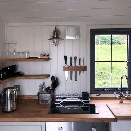The Shepherds Hut Villa Lonmore Kültér fotó